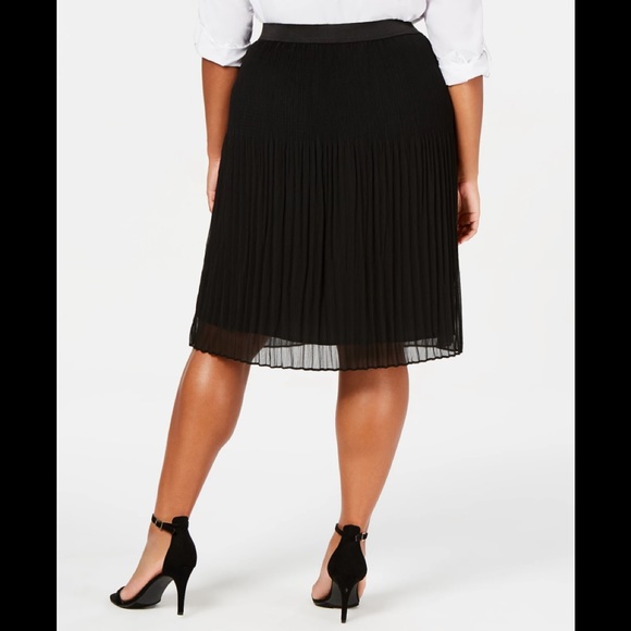INC International Concepts
INC Pleated Midi Skirt - Picture 2 of 9